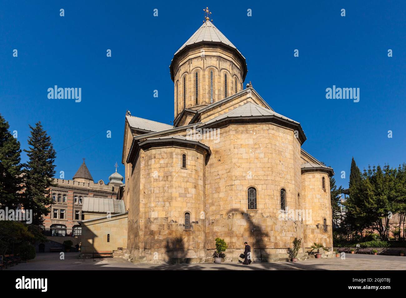 Tbilisi. Old Town, Cathedral exterior Stock Photo Alamy