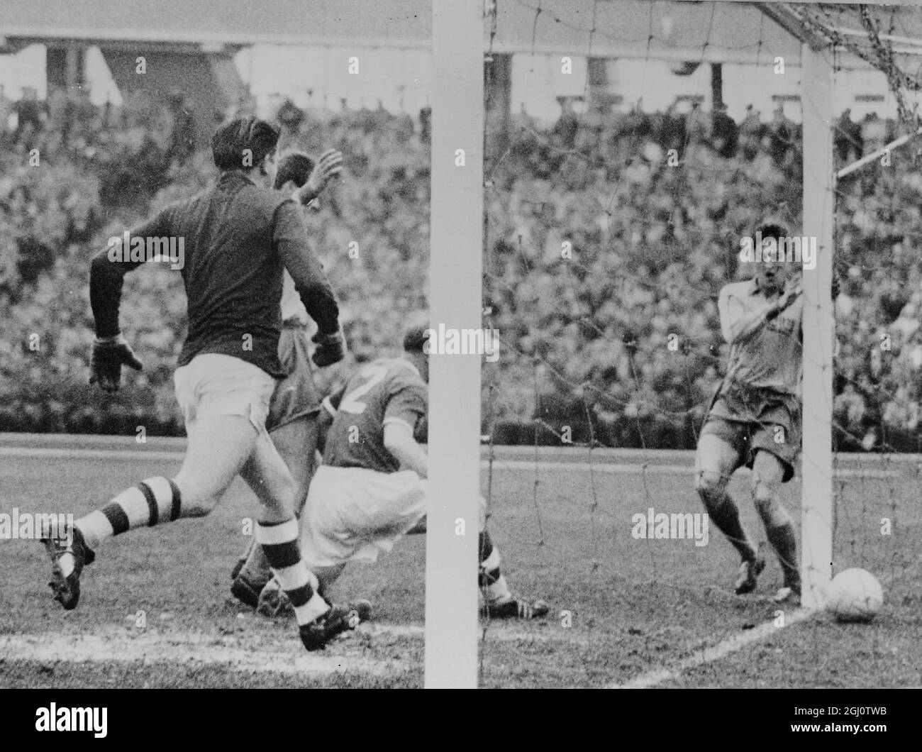 OHLSSON OVE SCORES - 20 MAY 1960 Stock Photo