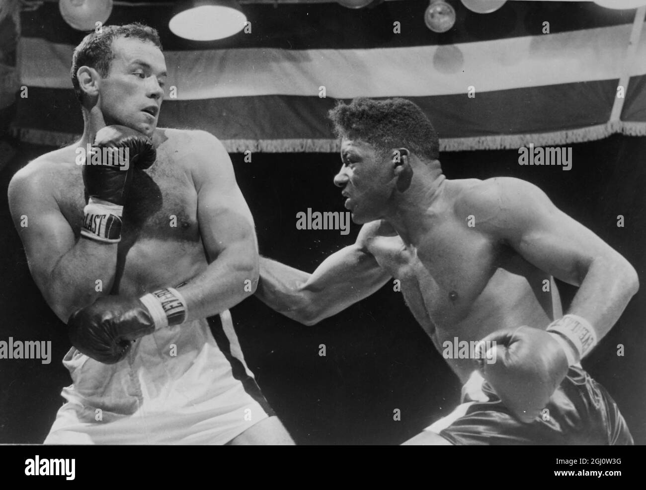 JOHANSSON I PATTERSON - BOXING FIGHT /  24 JUNE 1960 Stock Photo