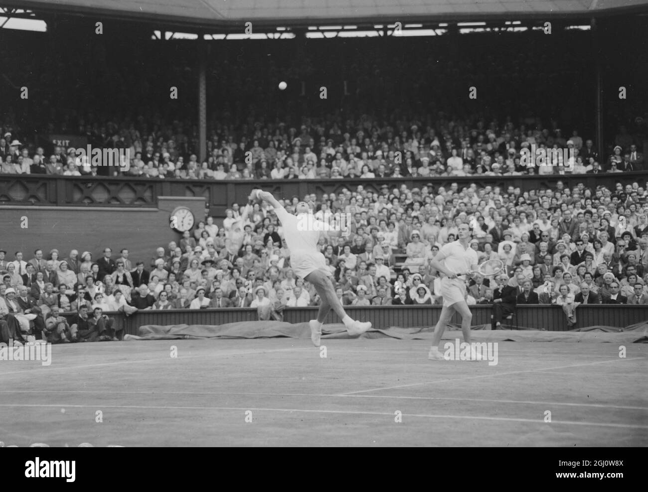 Mike davies tennis hi-res stock photography and images - Alamy