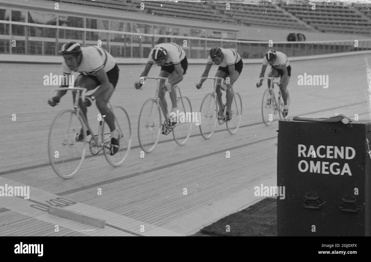 4000m team pursuit hires stock photography and images Alamy