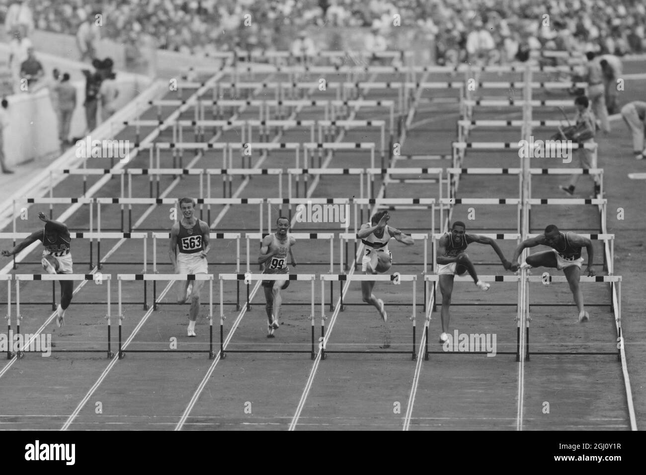 OLYMPIC GAME HURDLES 110M MEN FINAL CALHOUN LEADS AT LAST 6 SEPTEMBER 1960 Stock Photo