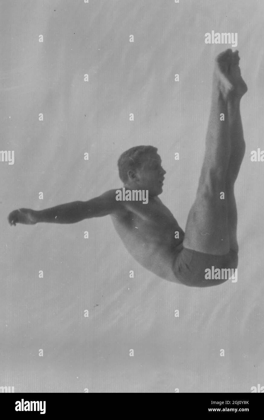 OLYMPIC GAME DIVING MEN HIGH PHELPS IN ACTION 1 SEPTEMBER 1960 Stock