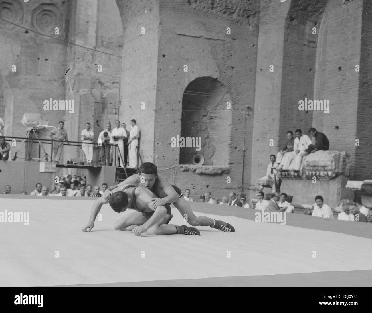 OLYMPIC GAME WRESTLING FREESTYLE BILEK V MATSUBURA 31 AUGUST 1960 Stock Photo