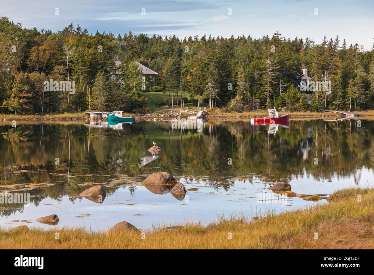Canada, Nova Scotia, Glen Haven. Small coastal harbor Stock Photo Alamy
