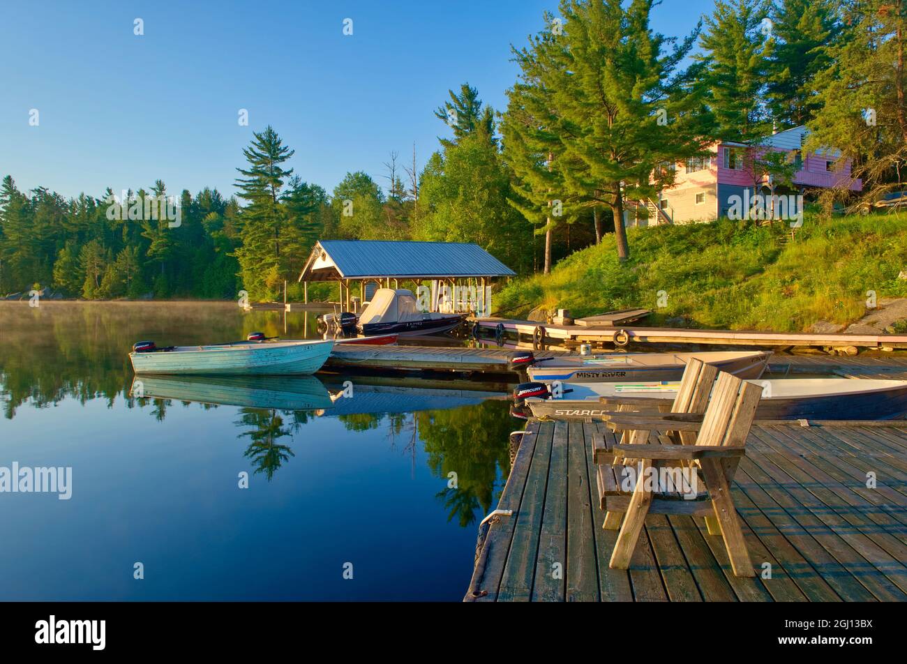 Canada, Ontario, Temagami. Lodge at Snake Island Lake. Credit as: Mike Grandmaison / Jaynes Gallery / DanitaDelimont. com Stock Photo