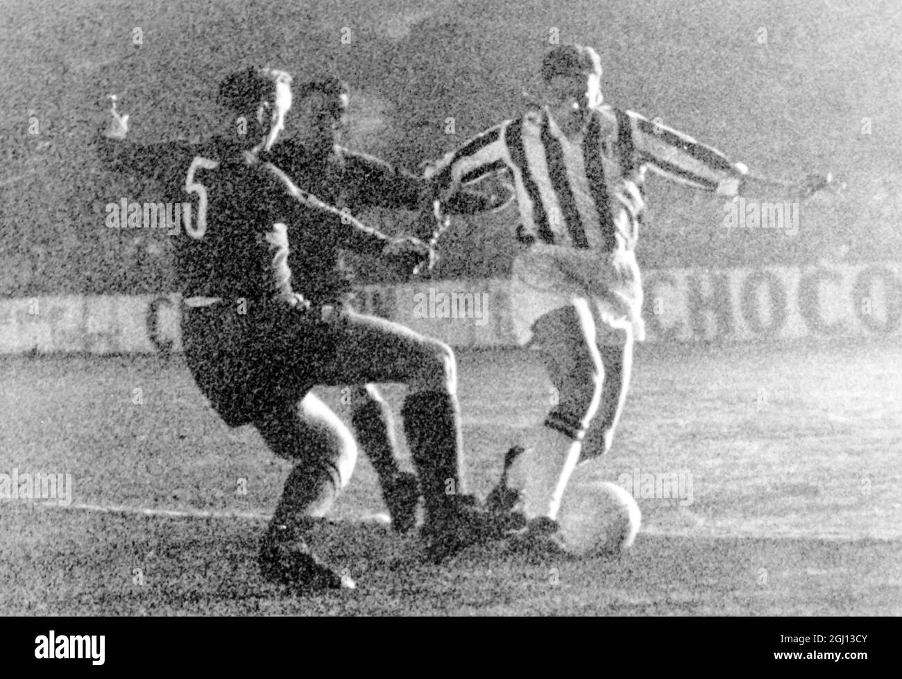 FOOTBALL EUROPEAN CUP JUVENTUS V REAL MADRID MARIA STRUGGLES BA 28 FEBRUARY 1962 Stock Photo
