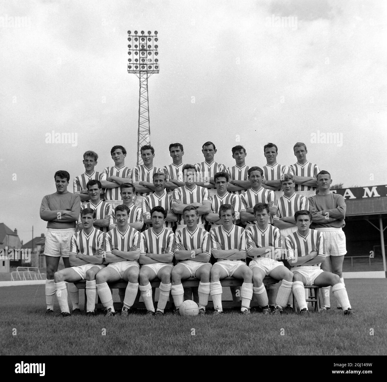 FOOTBALL BRIGHTON & HOVE FC FOOTBALL CLUB GROUP PHOTO ; 31 JULY 1962 Stock Photo