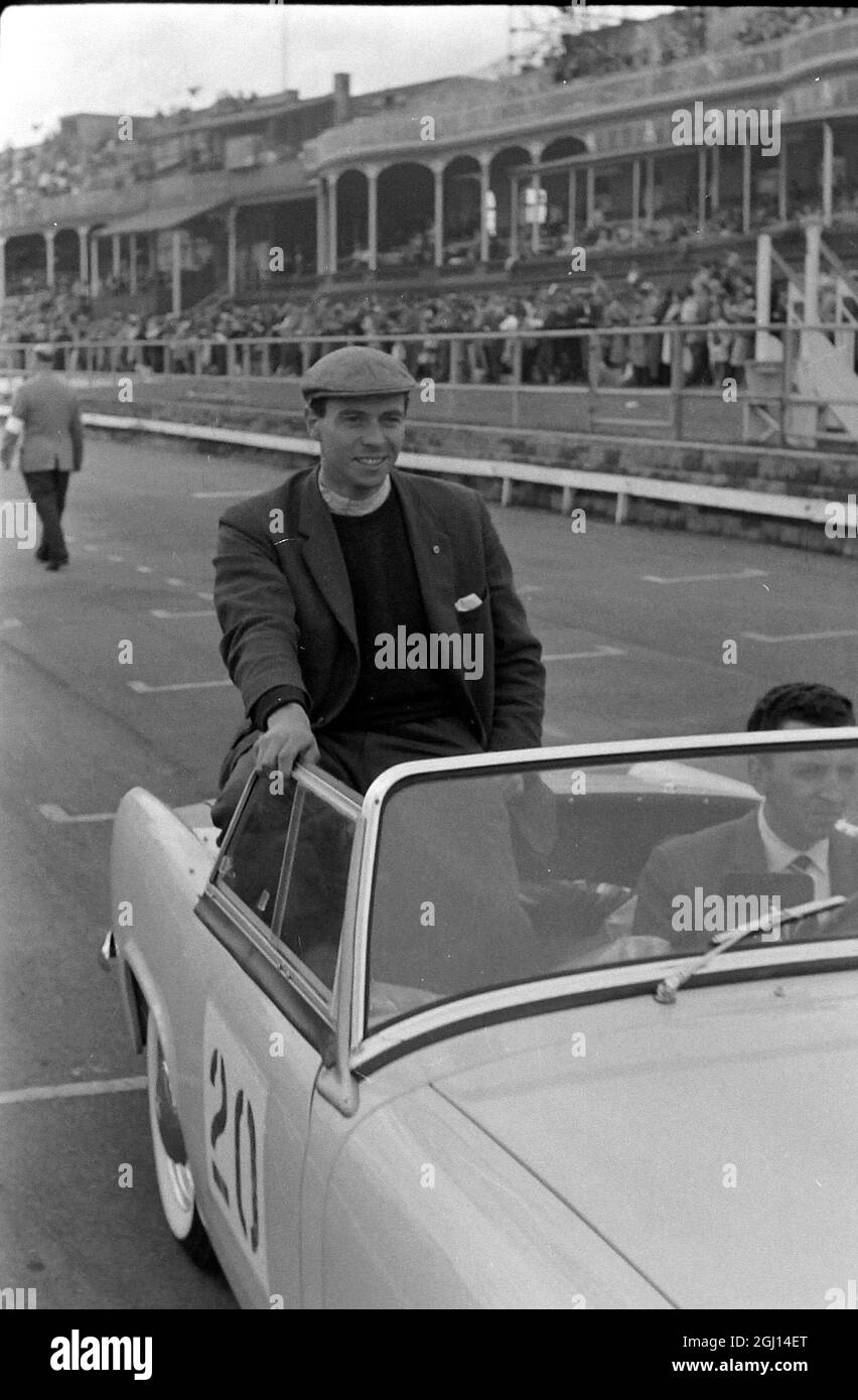 RACING DRIVER JIM CLARK IN AINTREE ; 8 AUGUST 1962 Stock Photo Alamy
