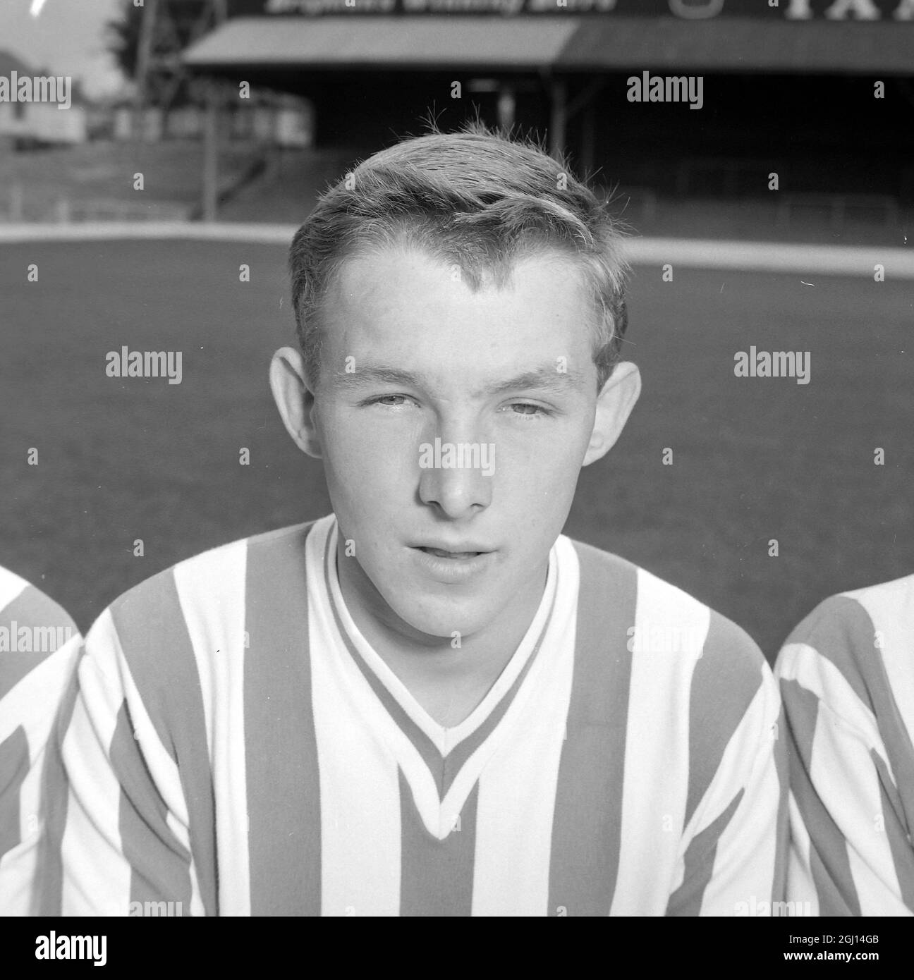 BARRY FITCH - PORTRAIT OF FOOTBALLER, PLAYER OF BRIGHTON & HOVE FC FOOTBALL CLUB TEAM - ; 9 AUGUST 1962 Stock Photo