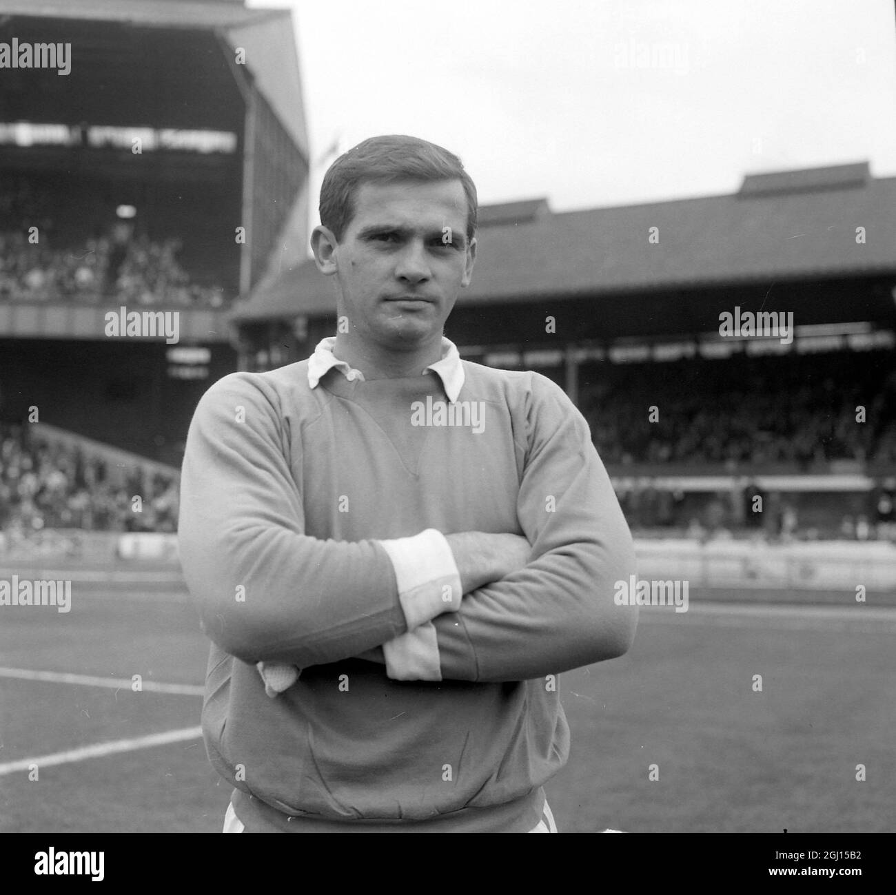 ARTHUR LIGHTENING PORTRAIT OF FOOTBALLER, MEMBER OF MIDDLESBROUGH FC