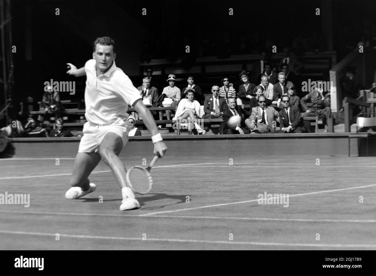 WILHELM BUNGERT IN ACTION AT TOURNAMENT IN WIMBLEDON INTERNATIONAL TENNIS  CHAMPIONSHIPS COMPETITION IN LONDON ; 27 JUNE 1963 Stock Photo - Alamy