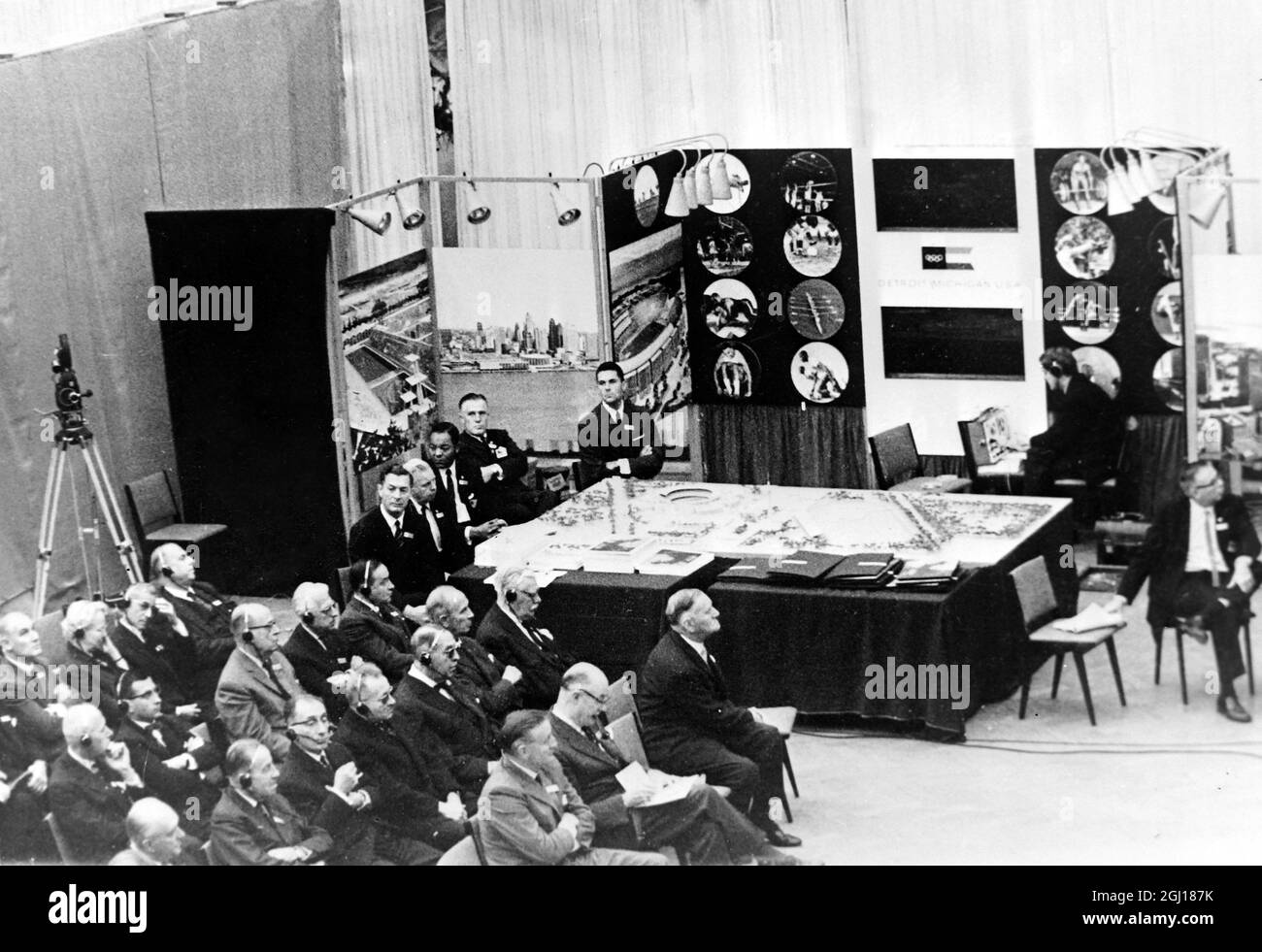 21 OCTOBER 1963 THE INTERNATIONAL OLYMPIC COMMITTE DECIDE THAT THE 1968