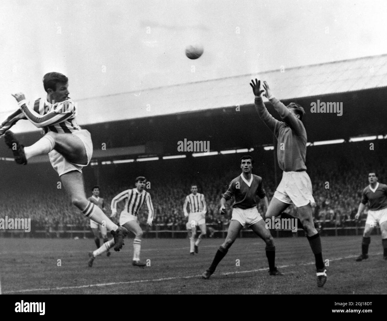 FOOTBALL GLASGOW RANGERS V KILMARNOCK - RITCHIE SAVES FROM BLACK ; 19 ...