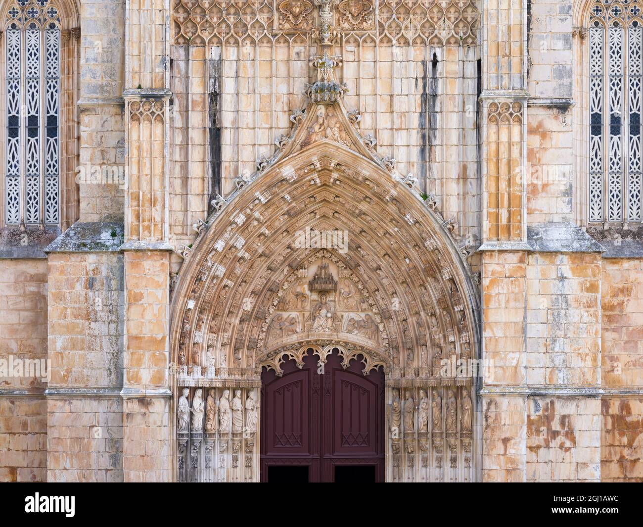 The main portal. The monastery of Batalha, Mosteiro de Santa Maria da Vitoria (UNESCO World Heritage Site). Tourist attraction north of Lisboa, Portug Stock Photo