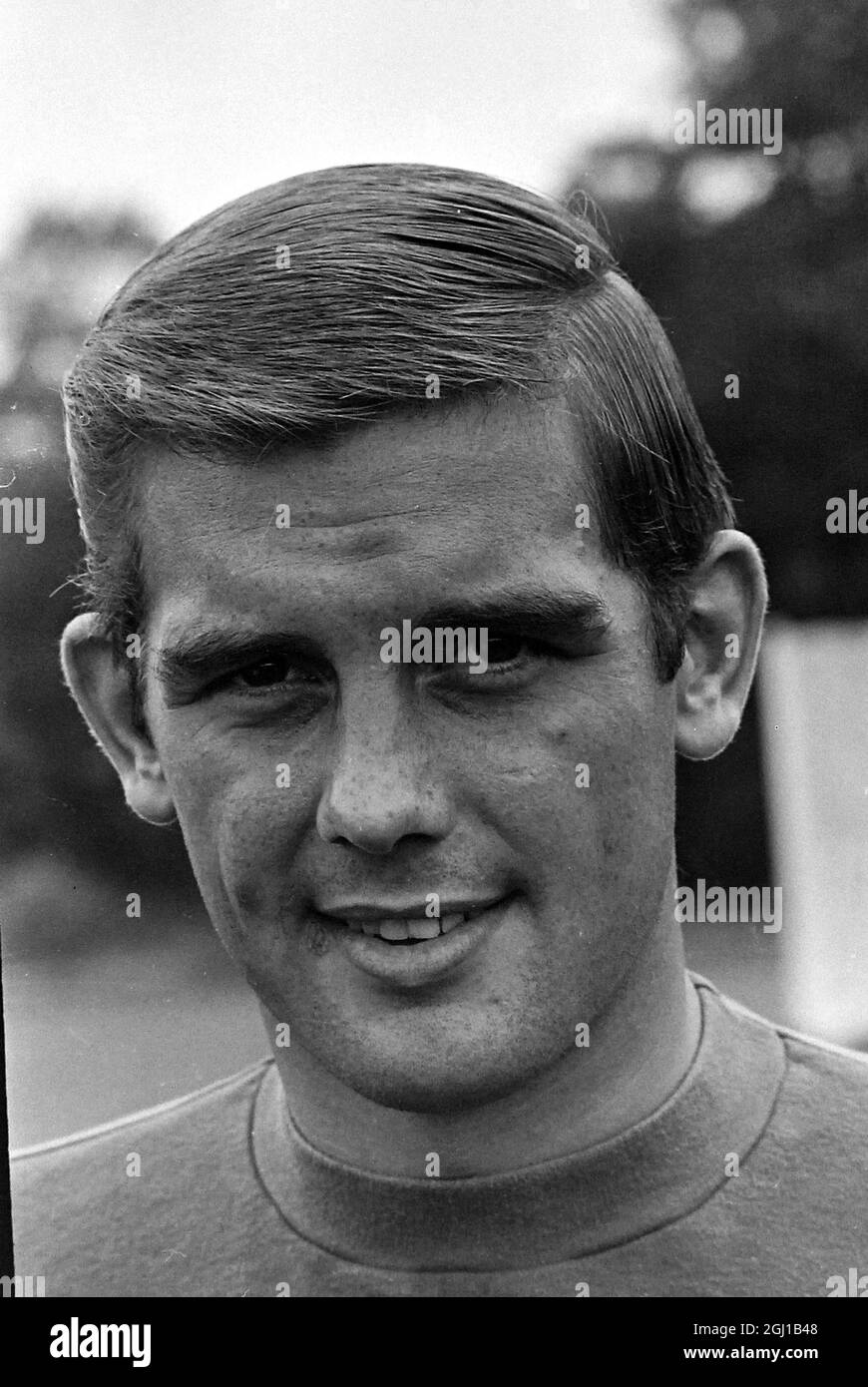 JOHN DUNNE PORTRAIT OF FOOTBALLER OF CHELSEA FOOTBALL CLUB FC TEAM IN