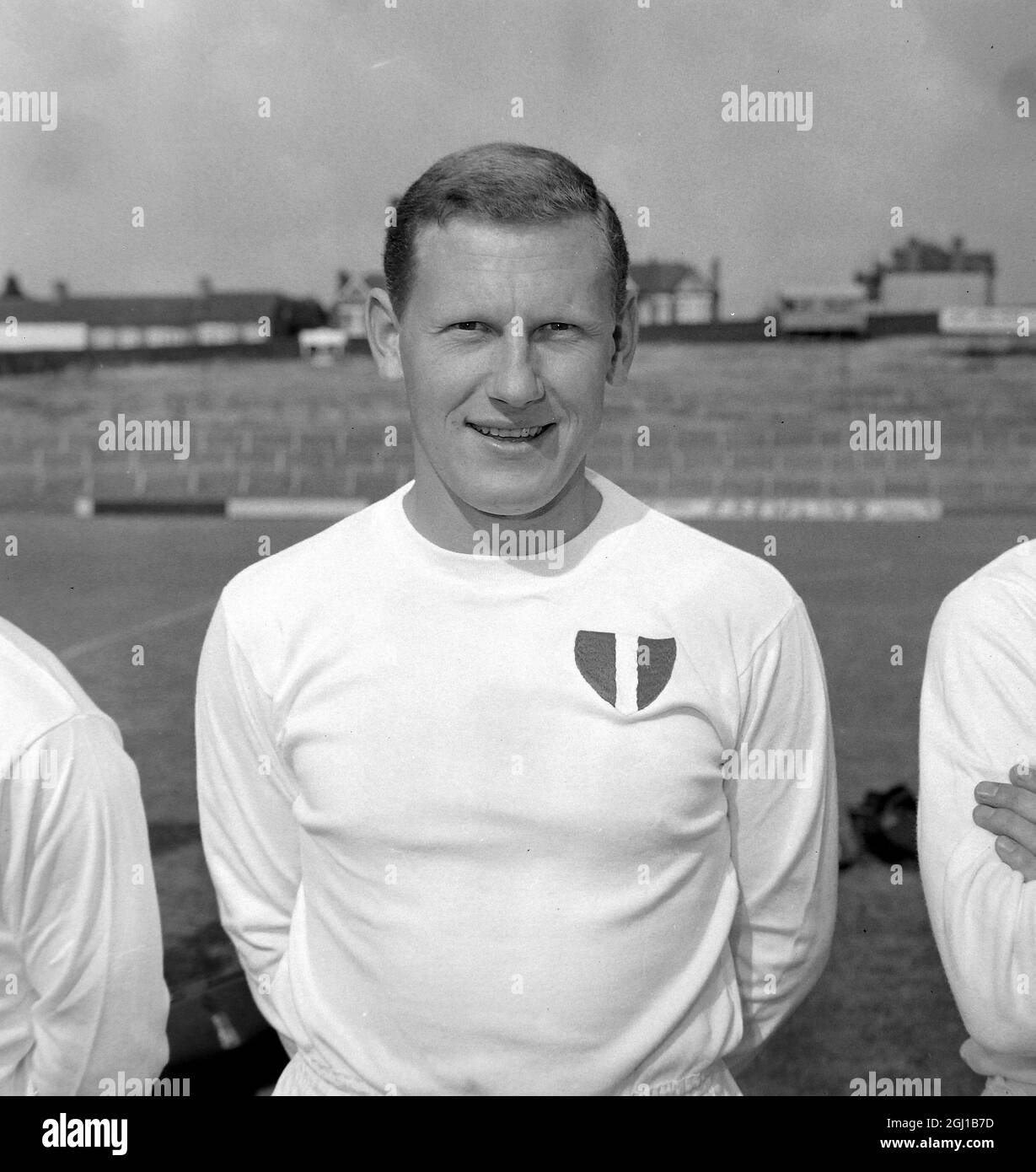 JOHN SEWELL PORTRAIT OF FOOTBALLER OF CRYSTAL PALACE FC FOOTBALL CLUB