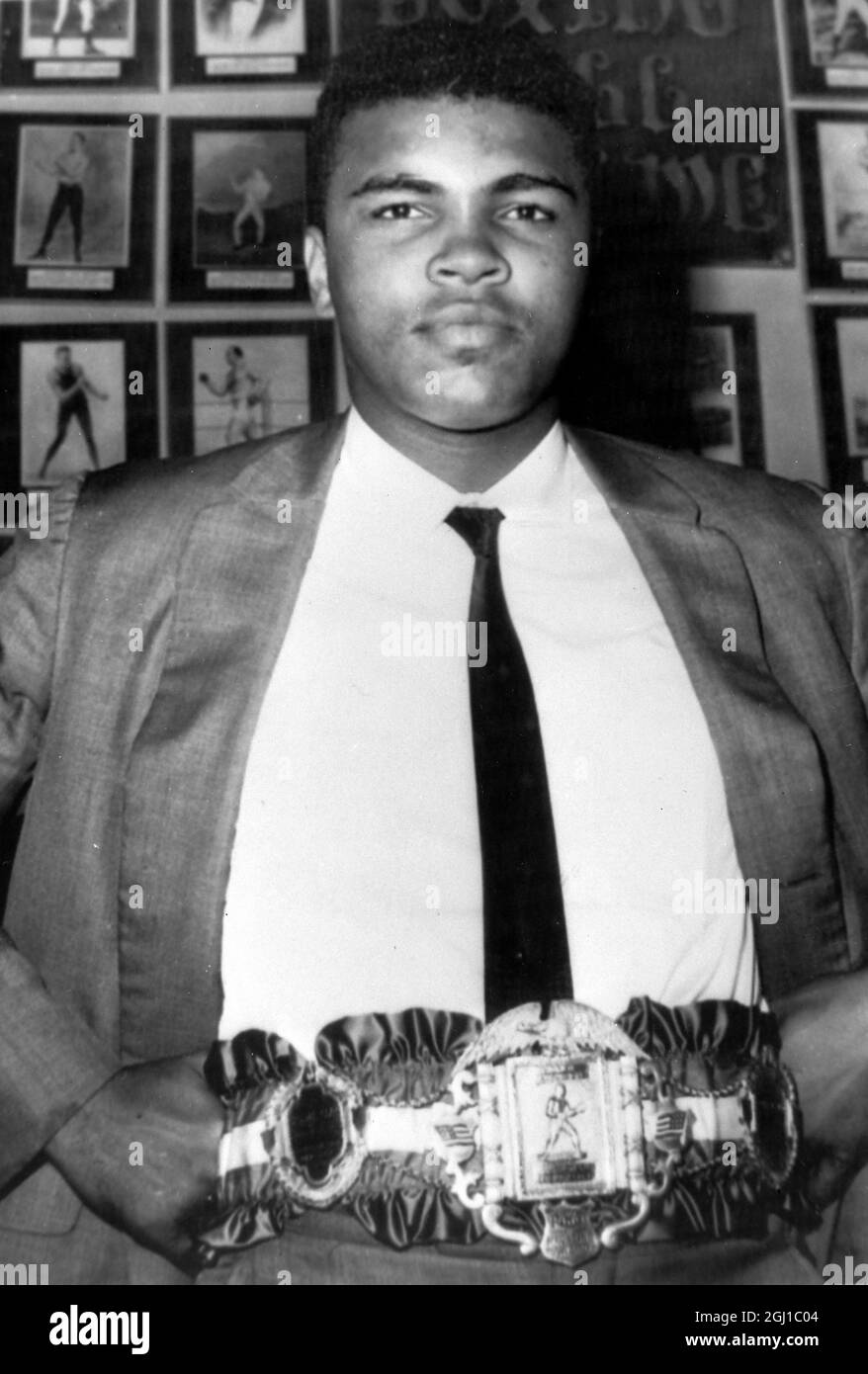 AMERICAN BOXING CHAMPION CASSIUS MARCELIUS CLAY MUHAMMAD ALI WITH CHAMPIONSHIP BELT IN NEW YORK   ;  18 SEPTEMBER 1964 Stock Photo