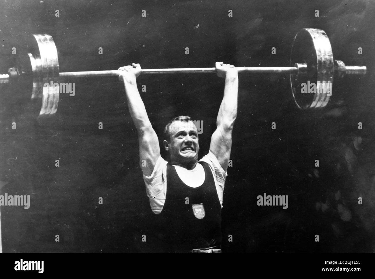 OLYMPICS, OLYMPIC SPORT GAMES - THE XVIII 18TH OLYMPIAD IN TOKYO, JAPAN - WEIGHTLIFTING OLYMPICS ASP MIDDLE HEAVYWEIGHT ; 20 OCTOBER 1964 Stock Photo