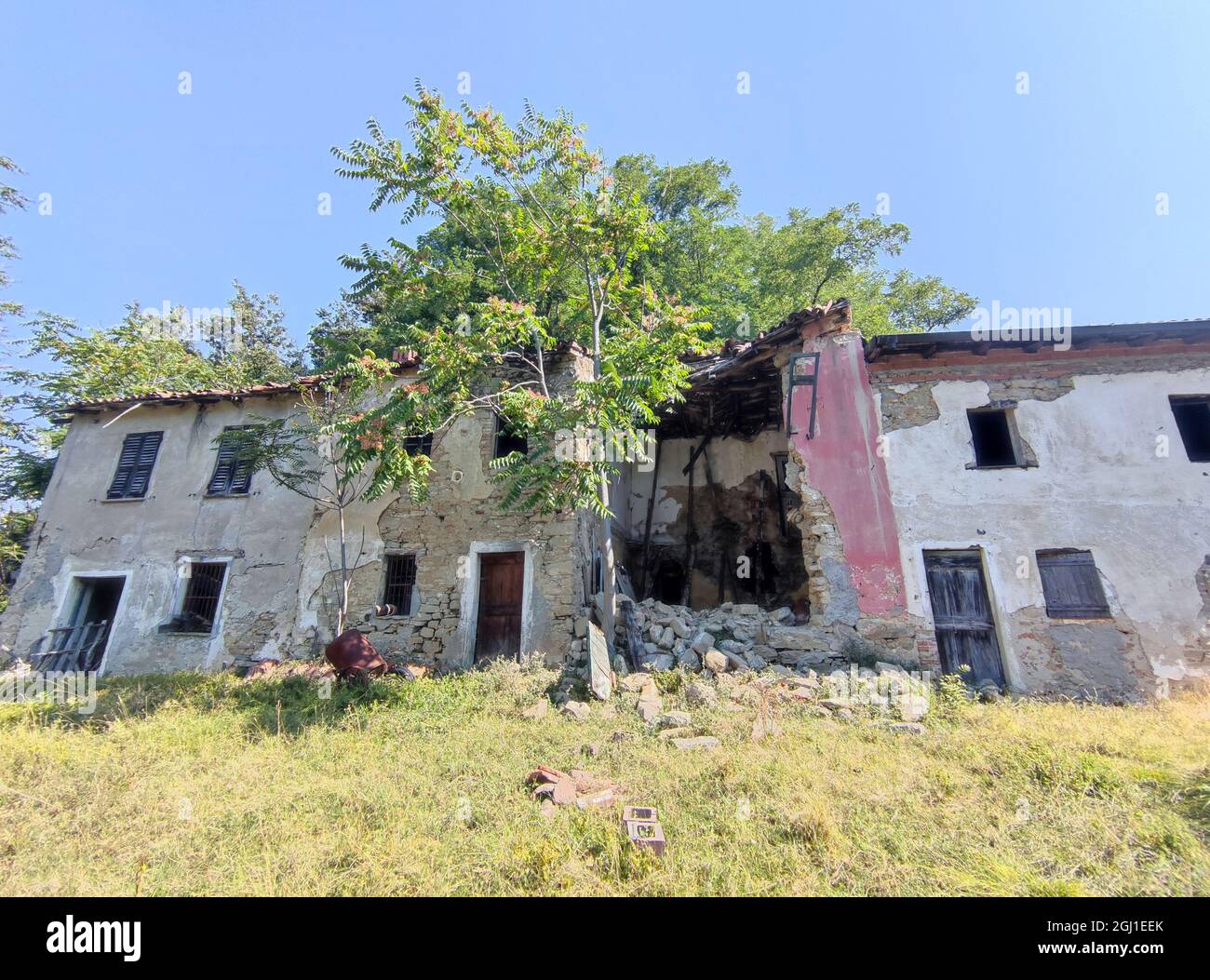 old abandoned roof collapsed farm house in pedmont northen italy Stock ...