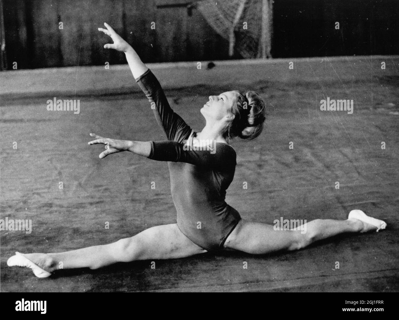 gymnastic-star-prague-vera-caslavska-czechoslovakia-s-olympic