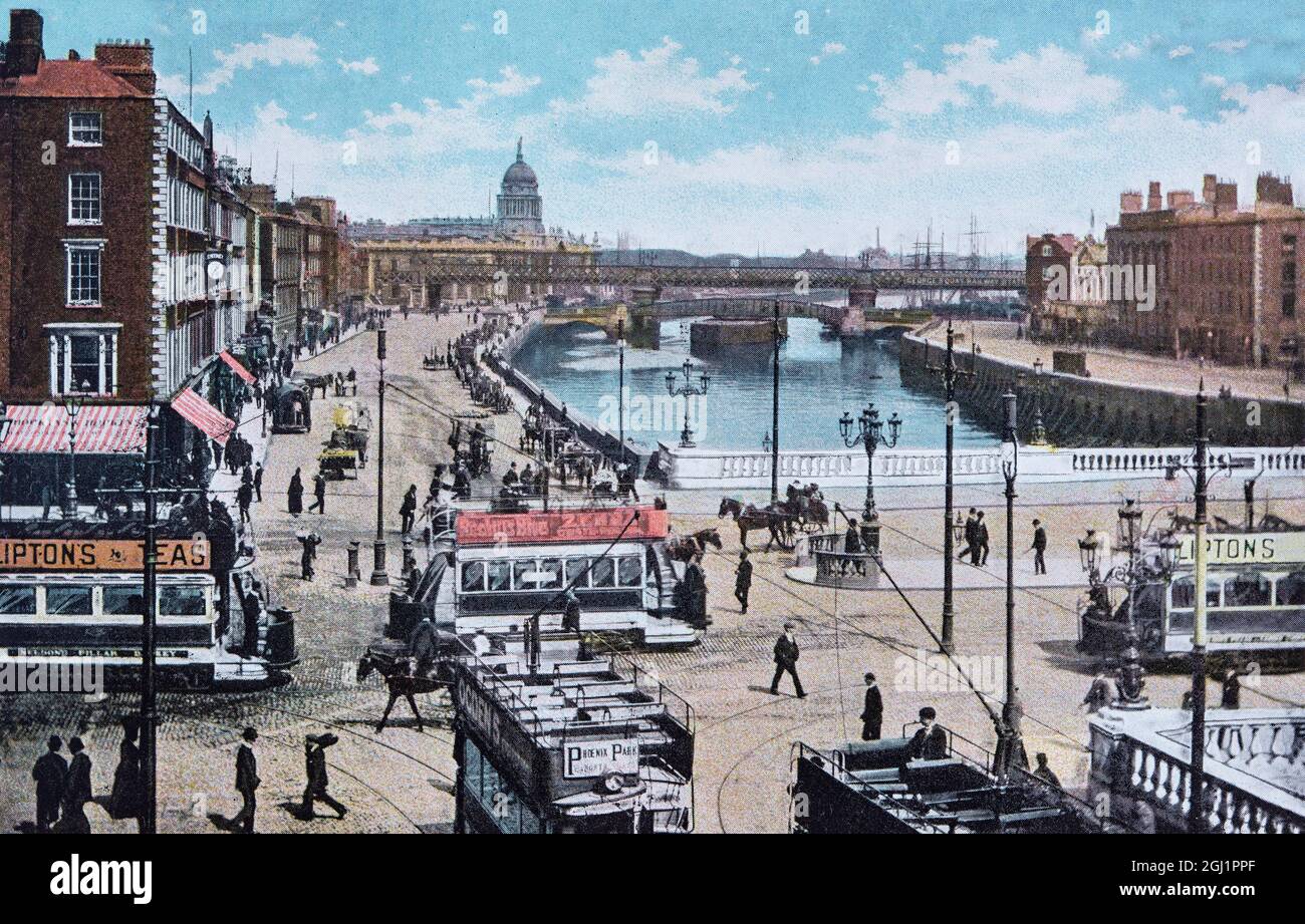 An early 20th century view of the River Liffey, O'Connell Bridge and