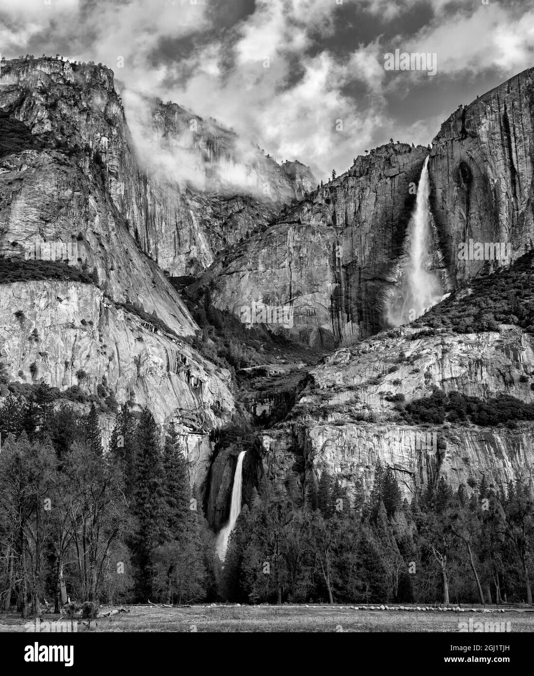 USA, California, Yosemite National Park, Upper and Lower Yosemite Falls at sunrise Stock Photo