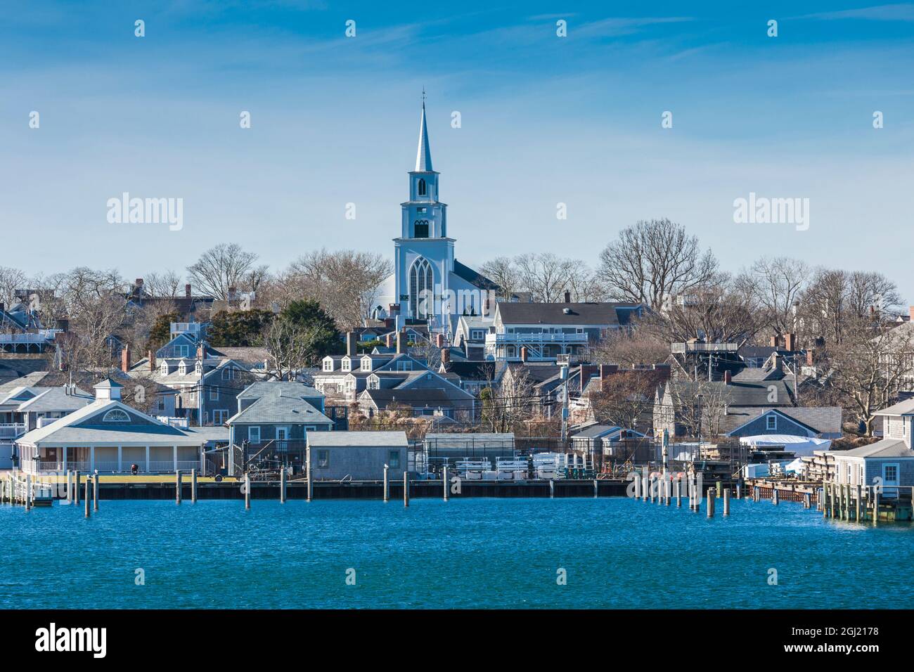USA, Massachusetts, Nantucket Island. Nantucket Town, First Congregational Church exterior. Stock Photo