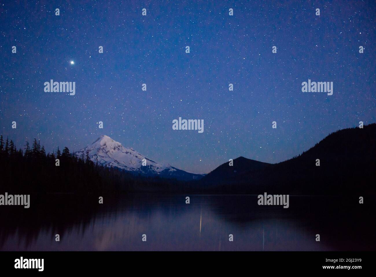 Mt. Hood reflecting into Lost Lake in the evening. Hood National Forest, Oregon Stock Photo