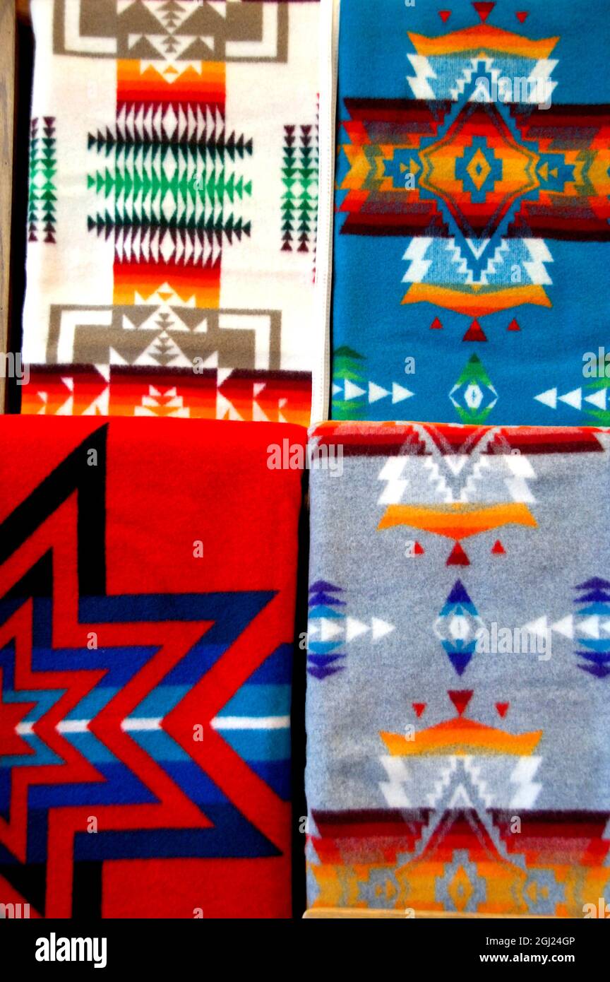 Pendleton blankets for sale hires stock photography and images Alamy