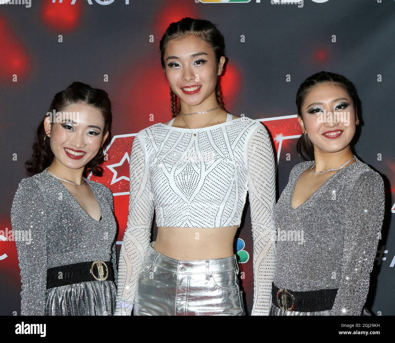 LOS ANGELES SEP 7 Members of UniCircle Flow at the America's Got