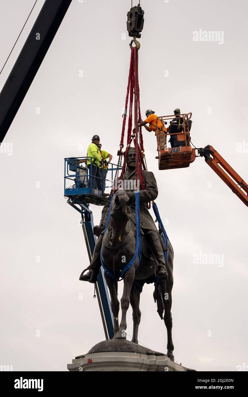Robert e lee monument 1890 hires stock photography and images Alamy
