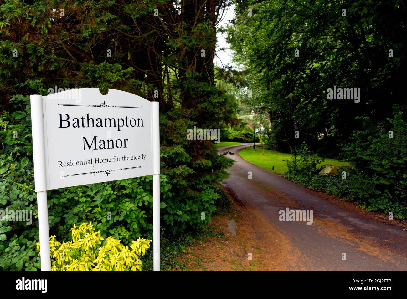 Bathampton Manor Residential Home for the Elderly. Entrance at Bathampton, Somerset, UK Stock Photo