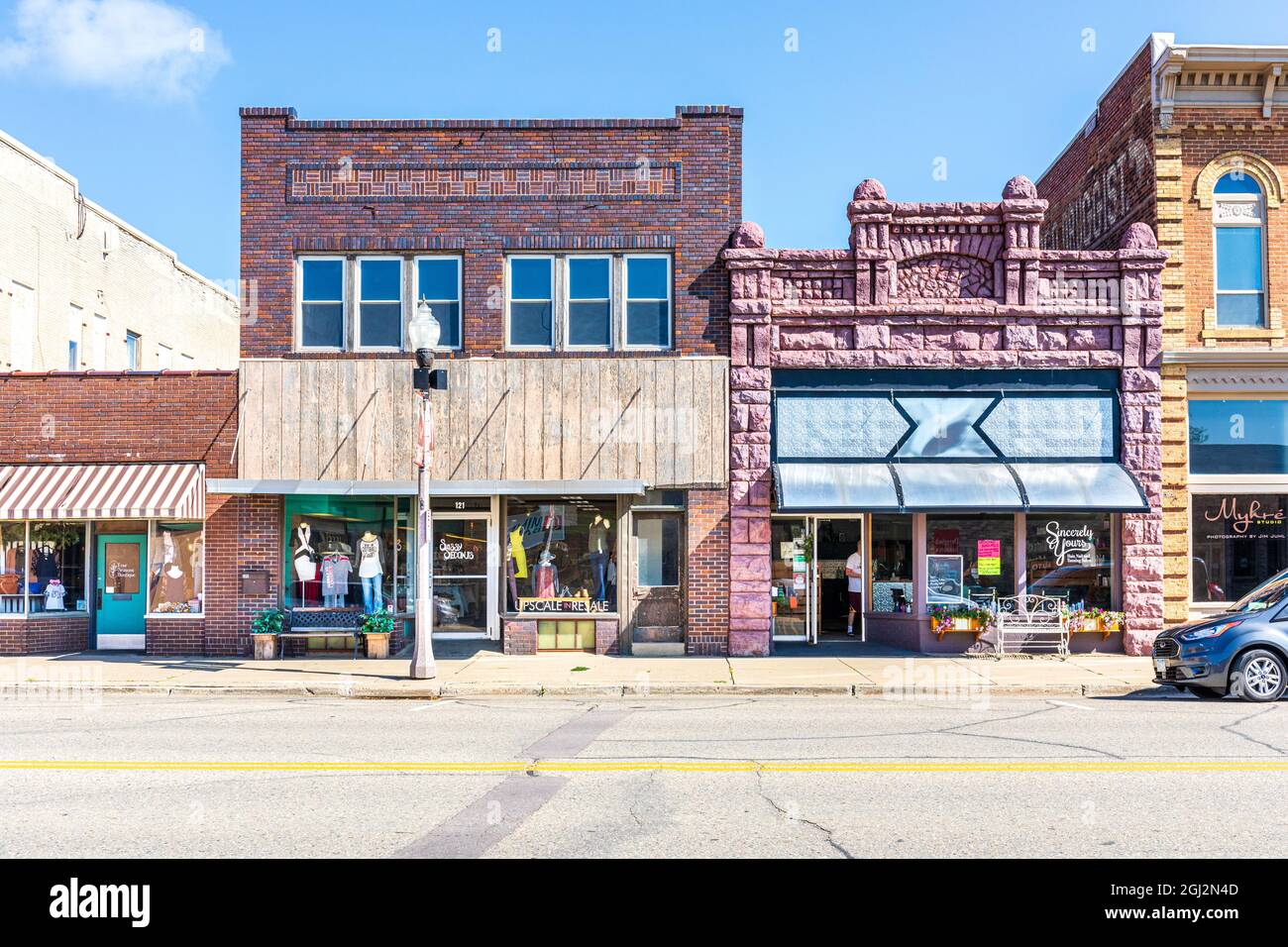 LUVERNE, MN, USA-21 AUGUST 2021: Flat view of varried building facades on Main Street. Stock Photo