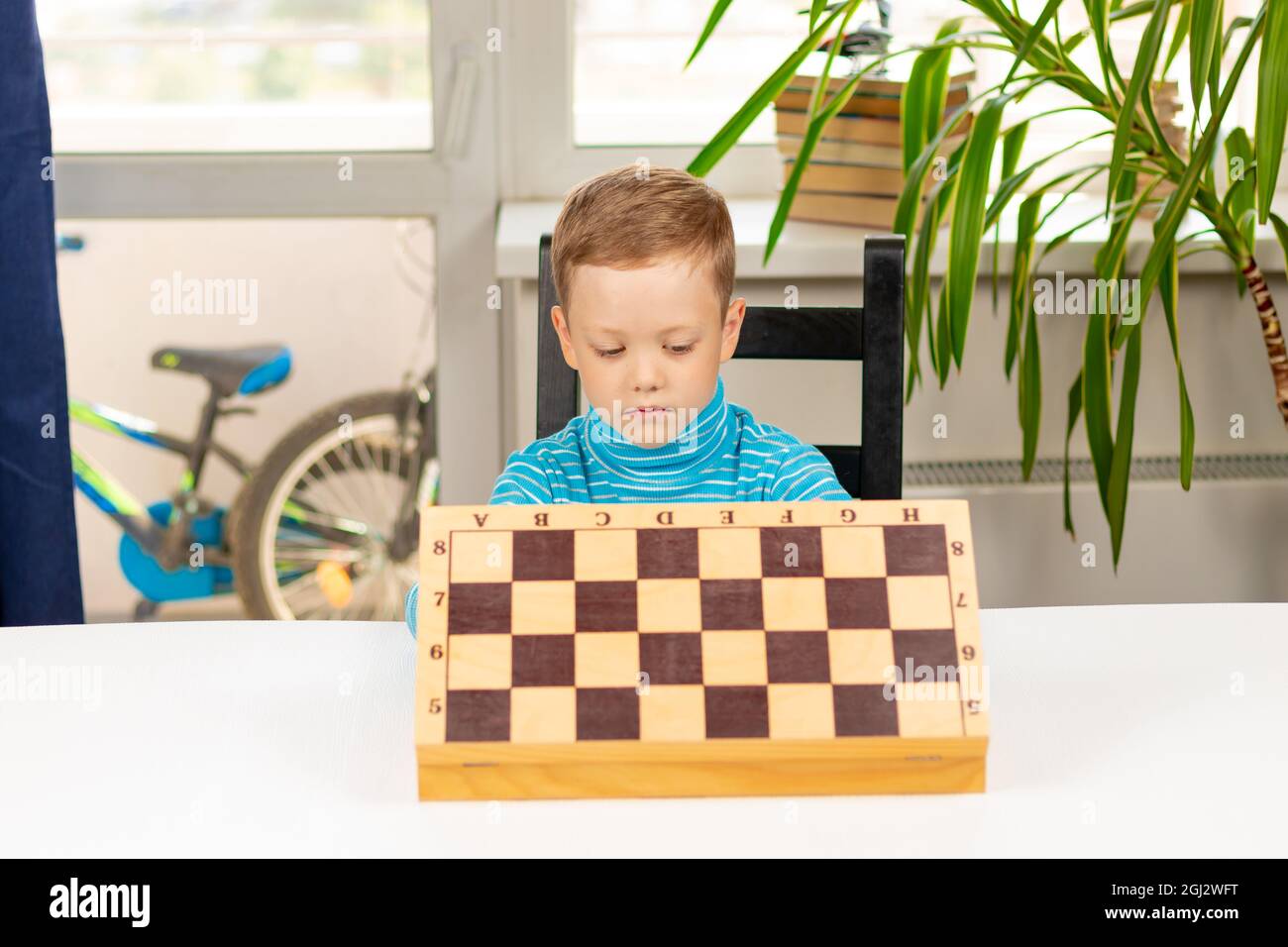 Cutest 3-Year-Old Chess Prodigy Plays World Champion!