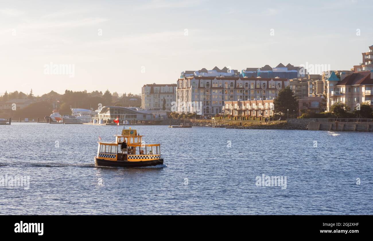 Water Taxi in Downtown Victoria Harbour Stock Photo Alamy
