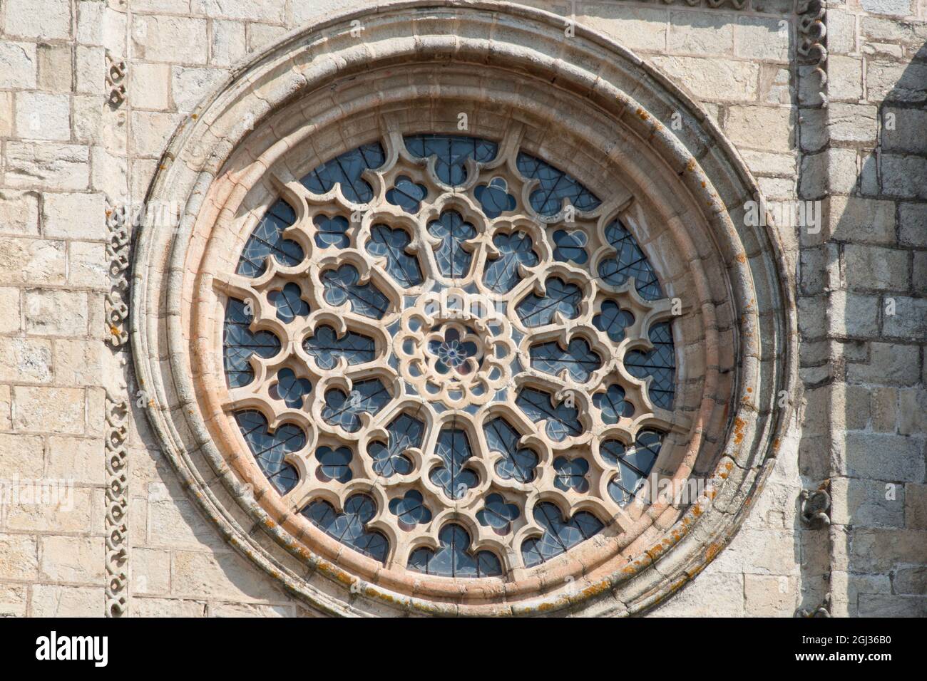 Beautiful gothic rosette of Cathedral at Evora. Portugal, Europe Stock ...