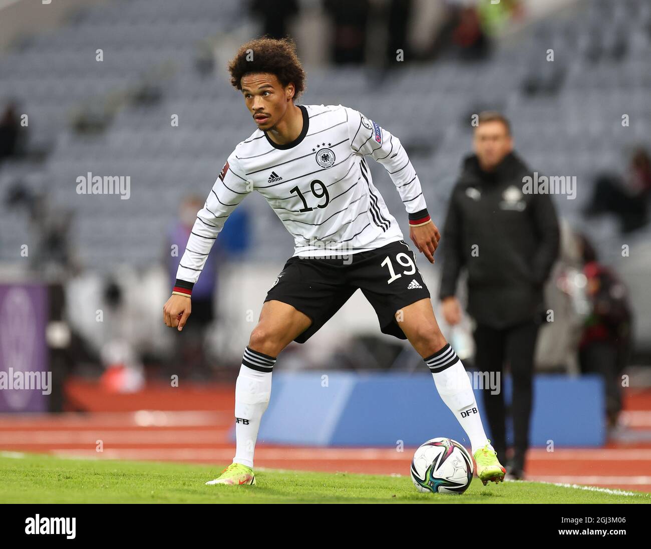 Reykjavik, Iceland. 08th Sep, 2021. Football: World Cup qualifying, Iceland - Germany, Group stage, Group J, Matchday 6 at Laugardalsvöllur stadium. Leroy Sané plays the ball. Credit: Christian Charisius/dpa/Alamy Live News Stock Photo