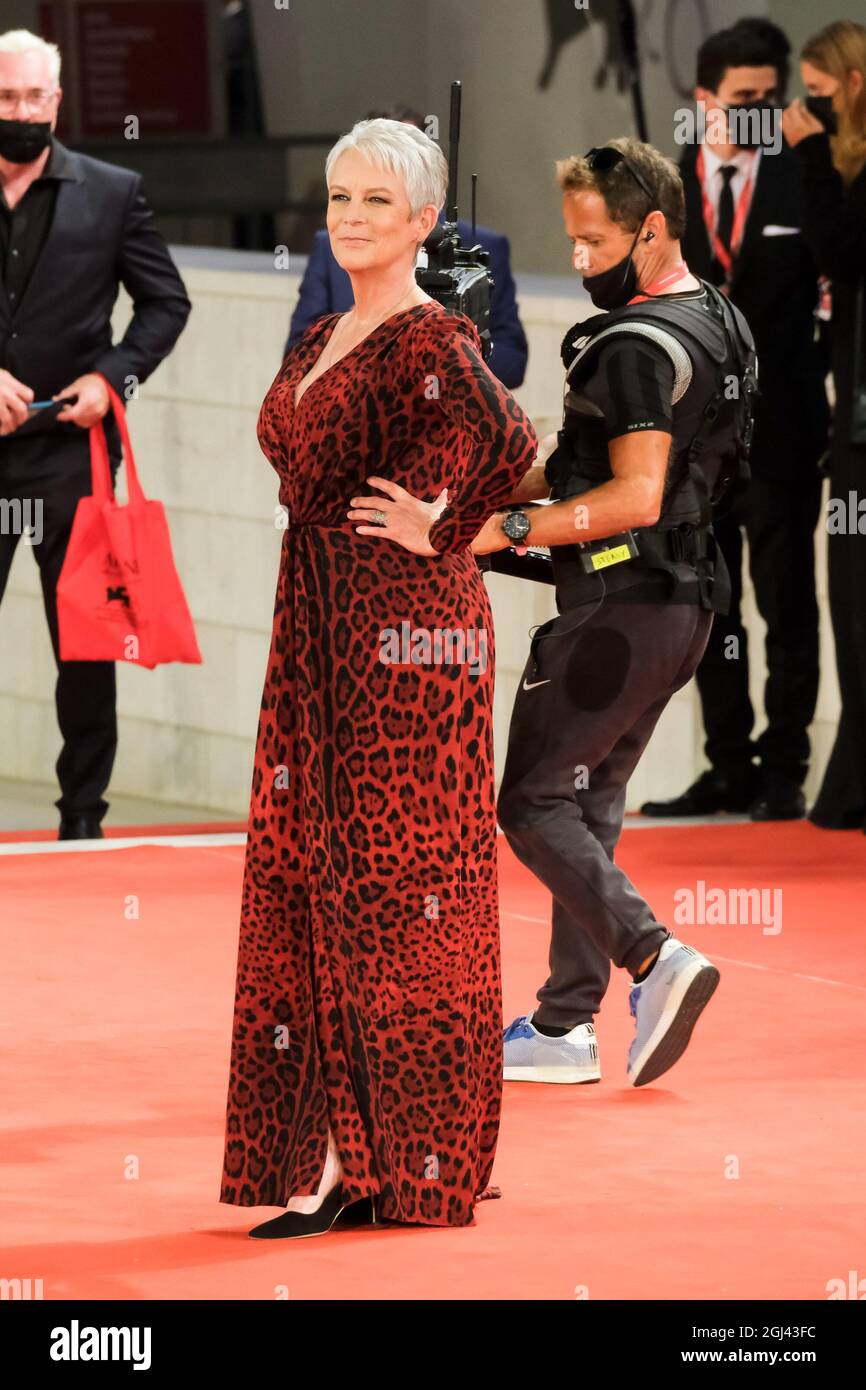 Venice, Italy. 8th Sep 2021. Jamie Lee Curtis poses at the World Premiere of HALLOWEEN KILLS during the 78th Venice International Film Festival on Wednesday 8 September 2021 at The Palazzo del Cinema, Lido di Venezia, Venice. Picture by Credit: Julie Edwards/Alamy Live News Stock Photo