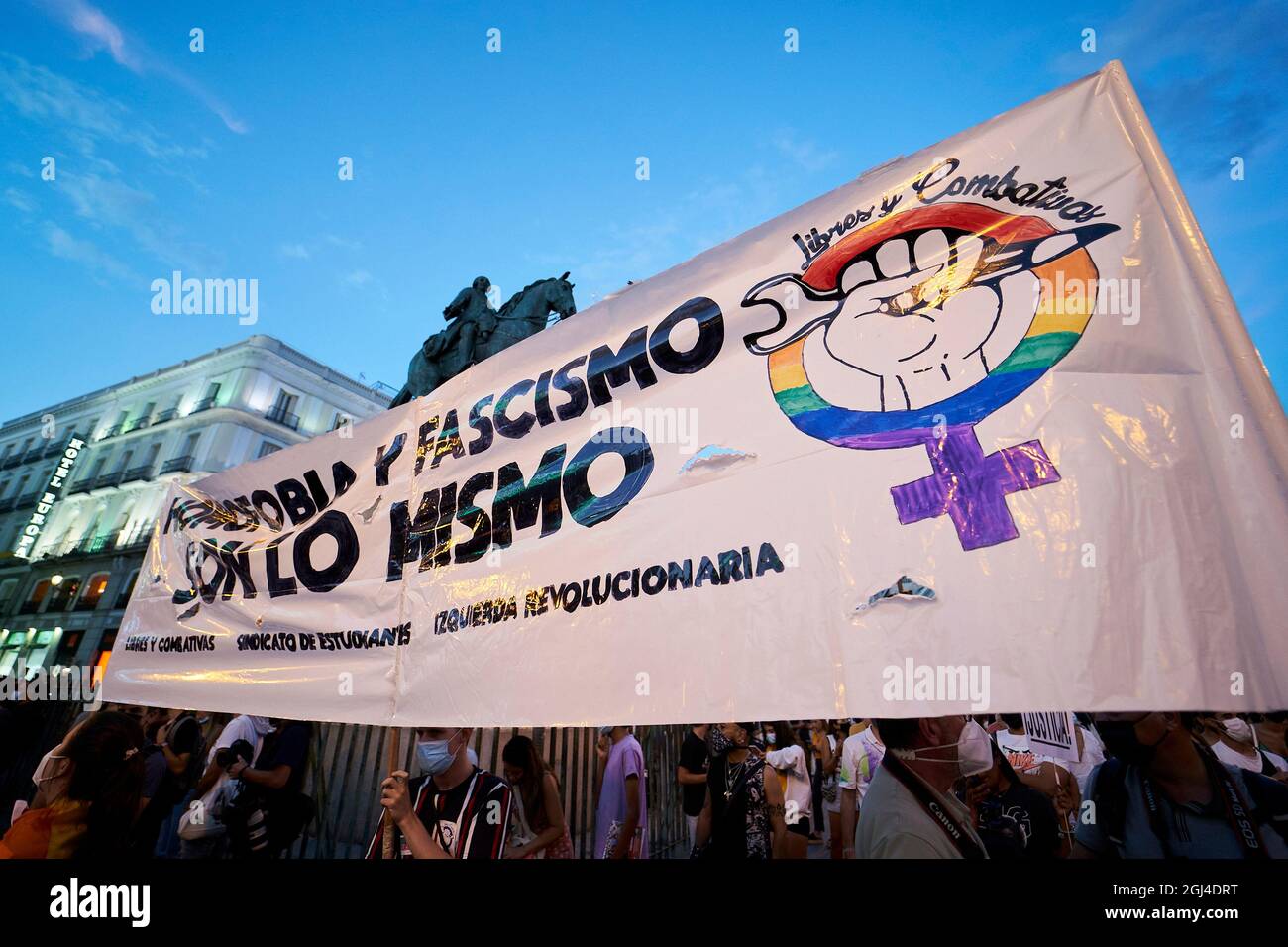 Madrid, Madrid, Spain. 8th Sep, 2021. A banner with the slogan 'Homofobia y Fascismo es lo mismo'' (Homophobia and fascism is the same) during the demonstration against homofobic violence at Puerta del Sol in Madrid, Spain. The demonstration has been called after several homophobic attacks in different cities of Spain. (Credit Image: © Angel Perez/ZUMA Press Wire) Credit: ZUMA Press, Inc./Alamy Live News Stock Photo