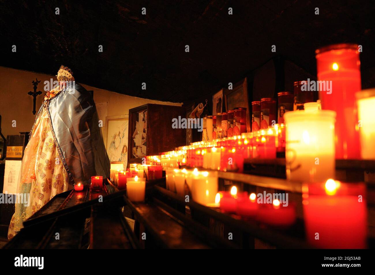 France. Bouches-du-Rhône. Saint Sarah celebration, patron saint of gypsy people, in Saintes-Maries-de-la-Mer Stock Photo