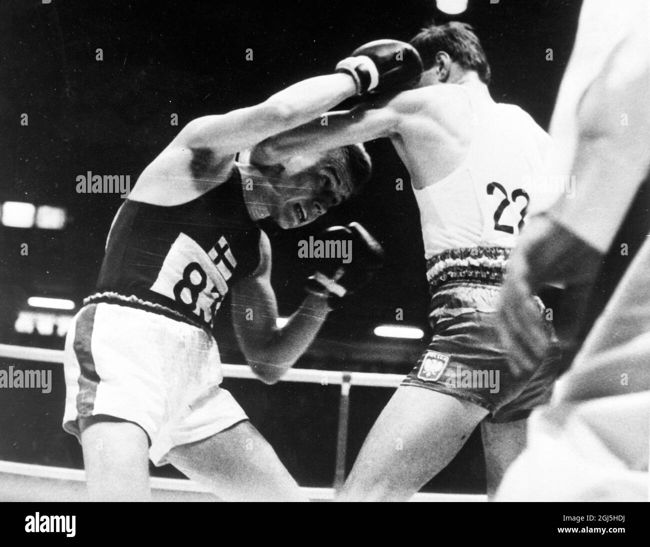 OLYMPICS, OLYMPIC SPORT GAMES - THE XVIII 18TH OLYMPIAD IN TOKYO, JAPAN - BOXING OLYMPICS LIGHT MIDDLE GRESIAK BEATS MATTSSON ON POINTS ; 20 OCTOBER 1964 Stock Photo