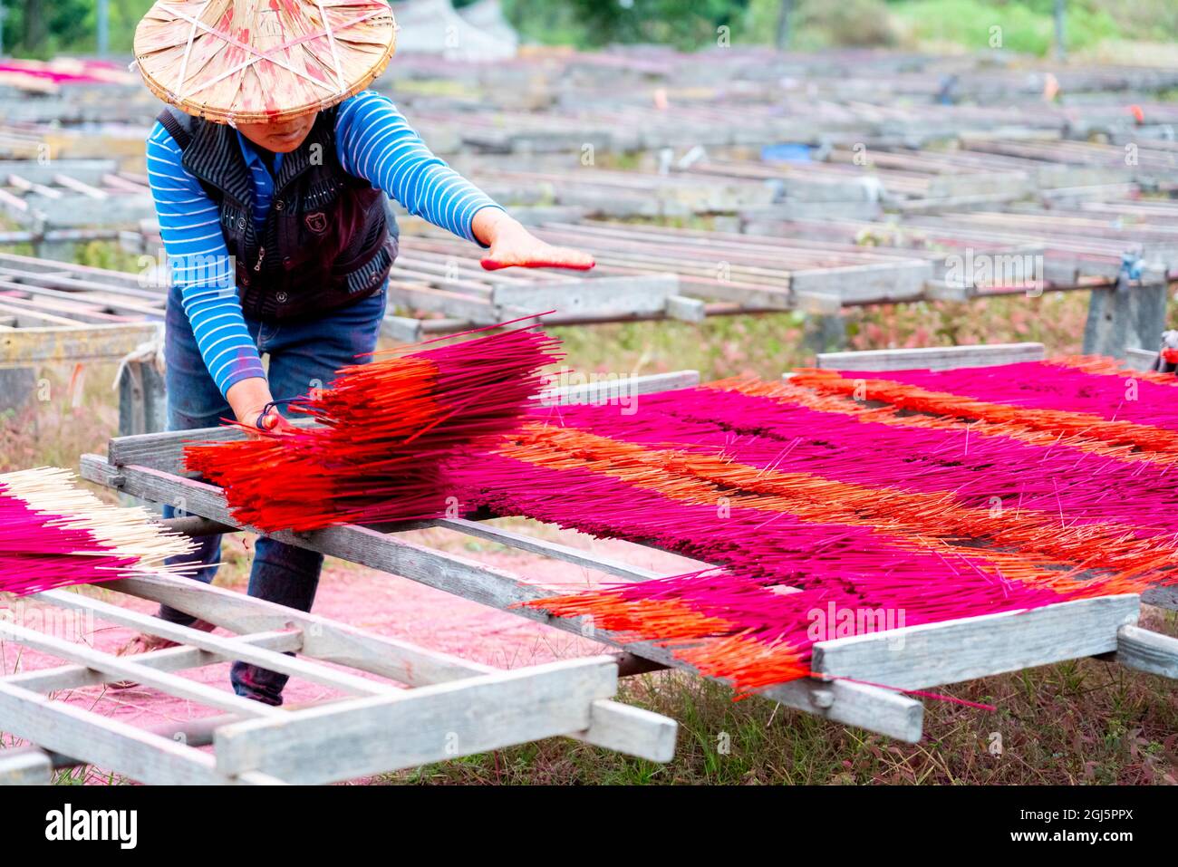 Incense drying racks hires stock photography and images Alamy