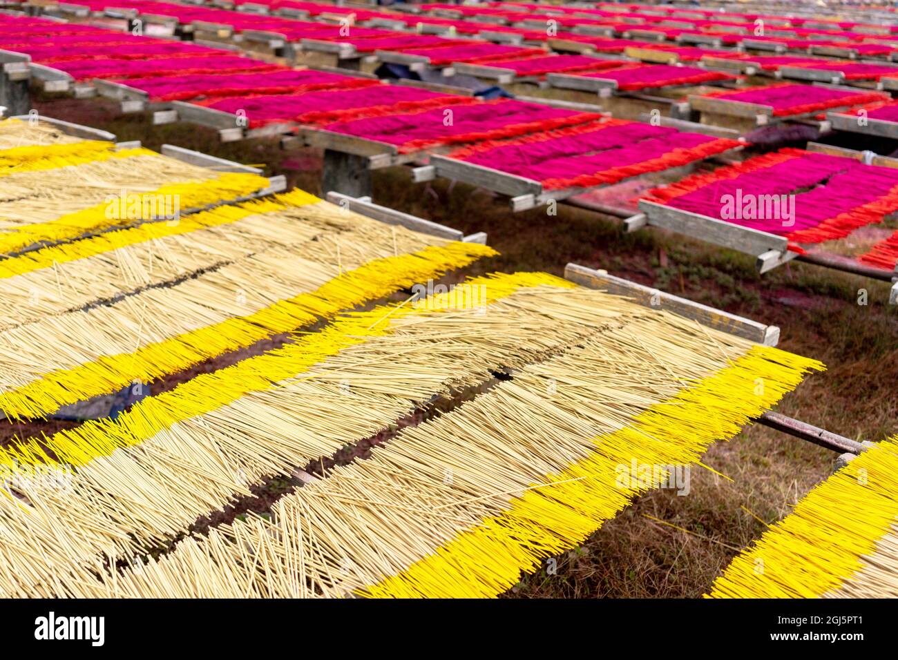 Incense drying racks hires stock photography and images Alamy