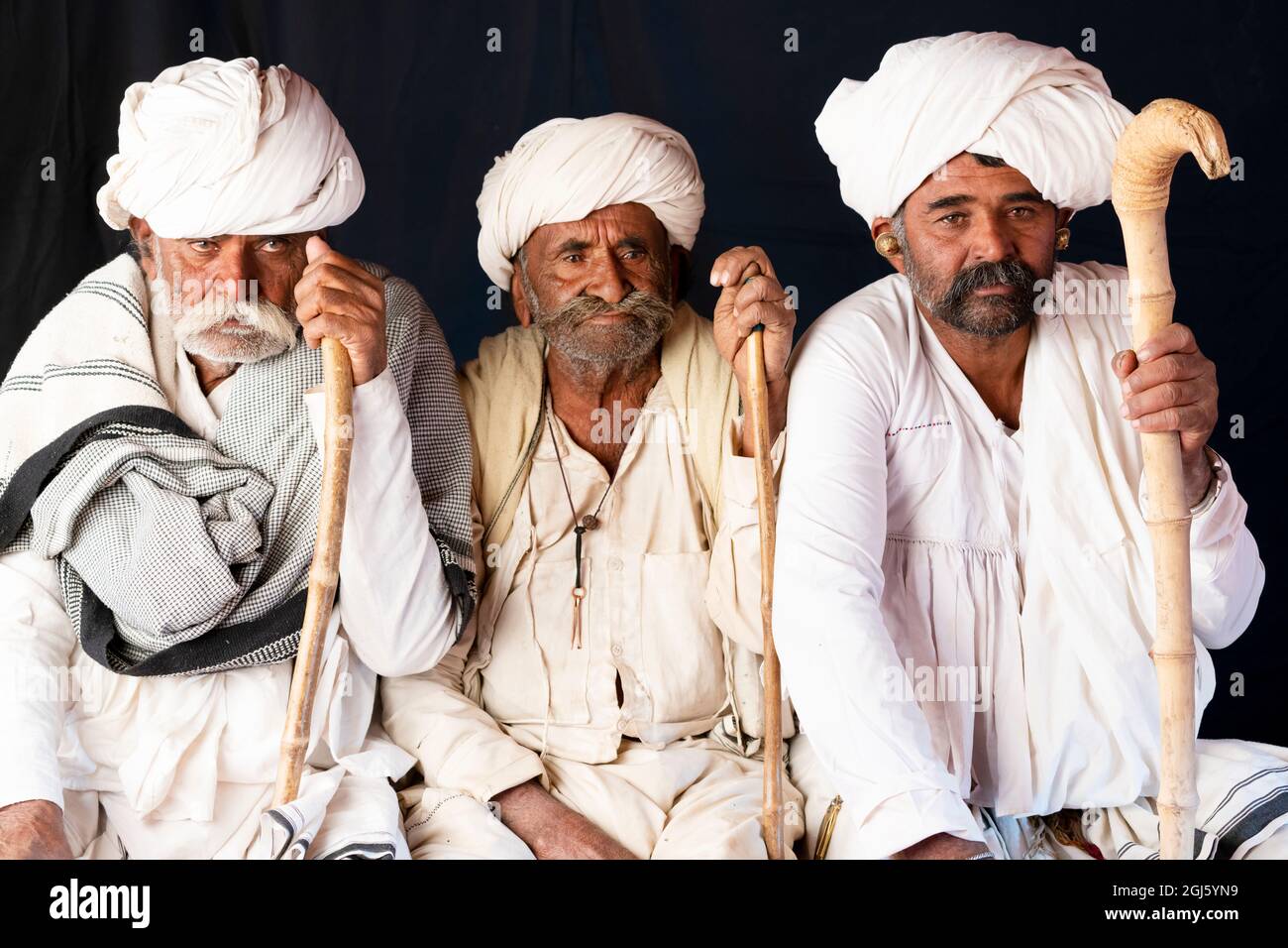 India, Gujarat, Bhuj, Great Rann of Kutch, Tribe. Portrait of three old