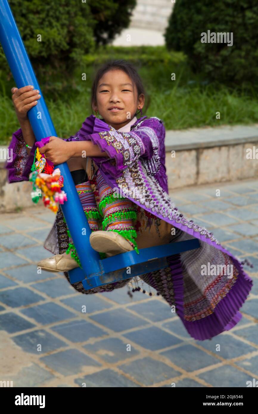 Tribal girl hi-res stock photography and images - Alamy