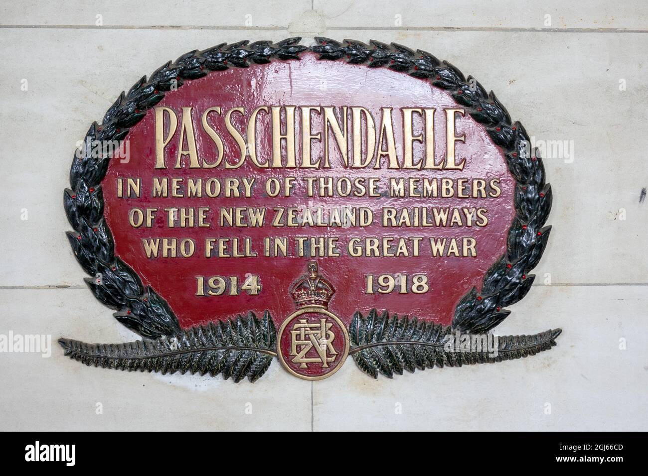 Dunedin Railway Station Entrance With Plaque Commemorating Railway Employees Who Died At Passchendaele In World War One Dunedin New Zealand Stock Photo