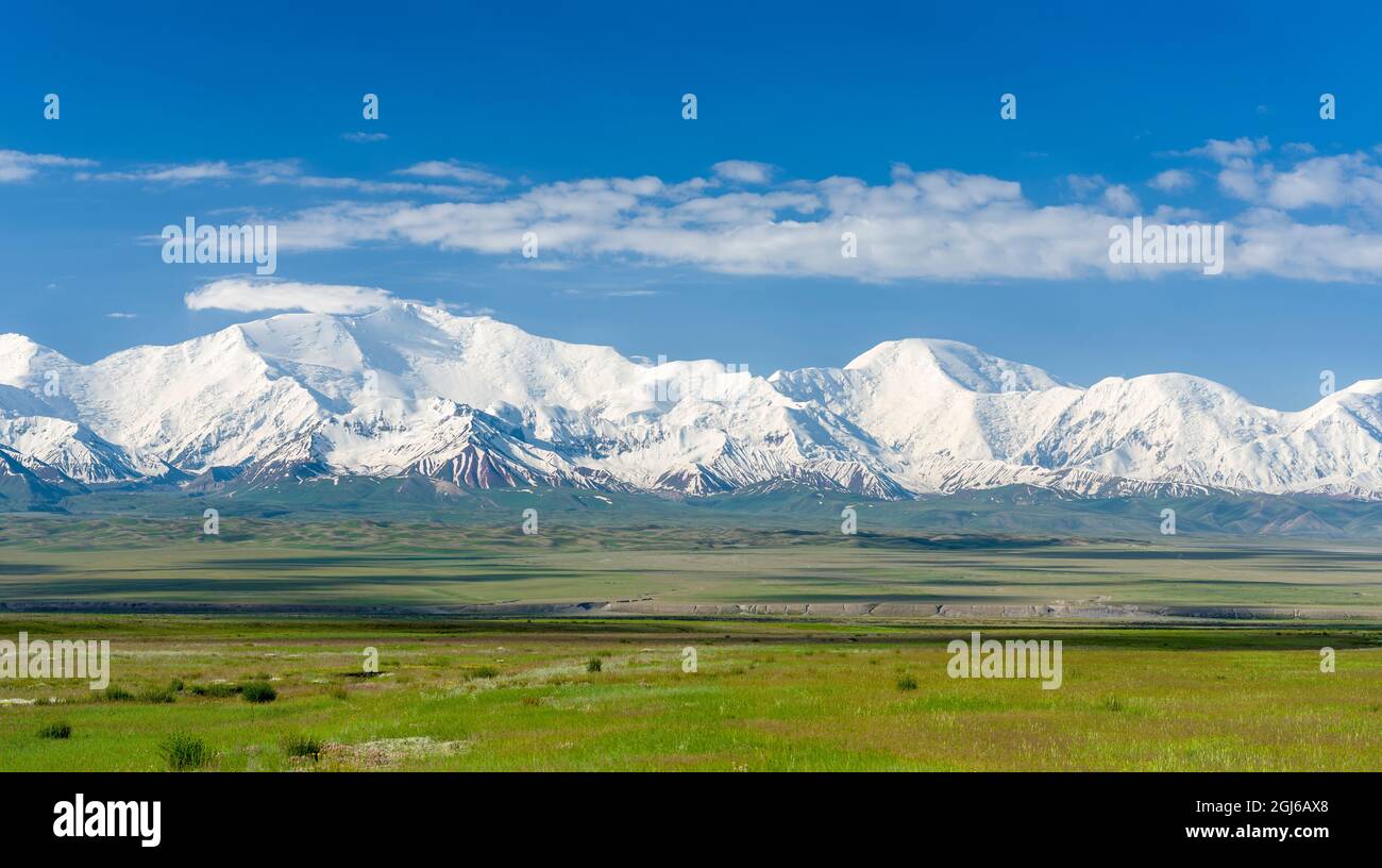 Peak Pik Lenin or Kullai abu-ali ibn Sino and Pik Dserschinski. Alay ...