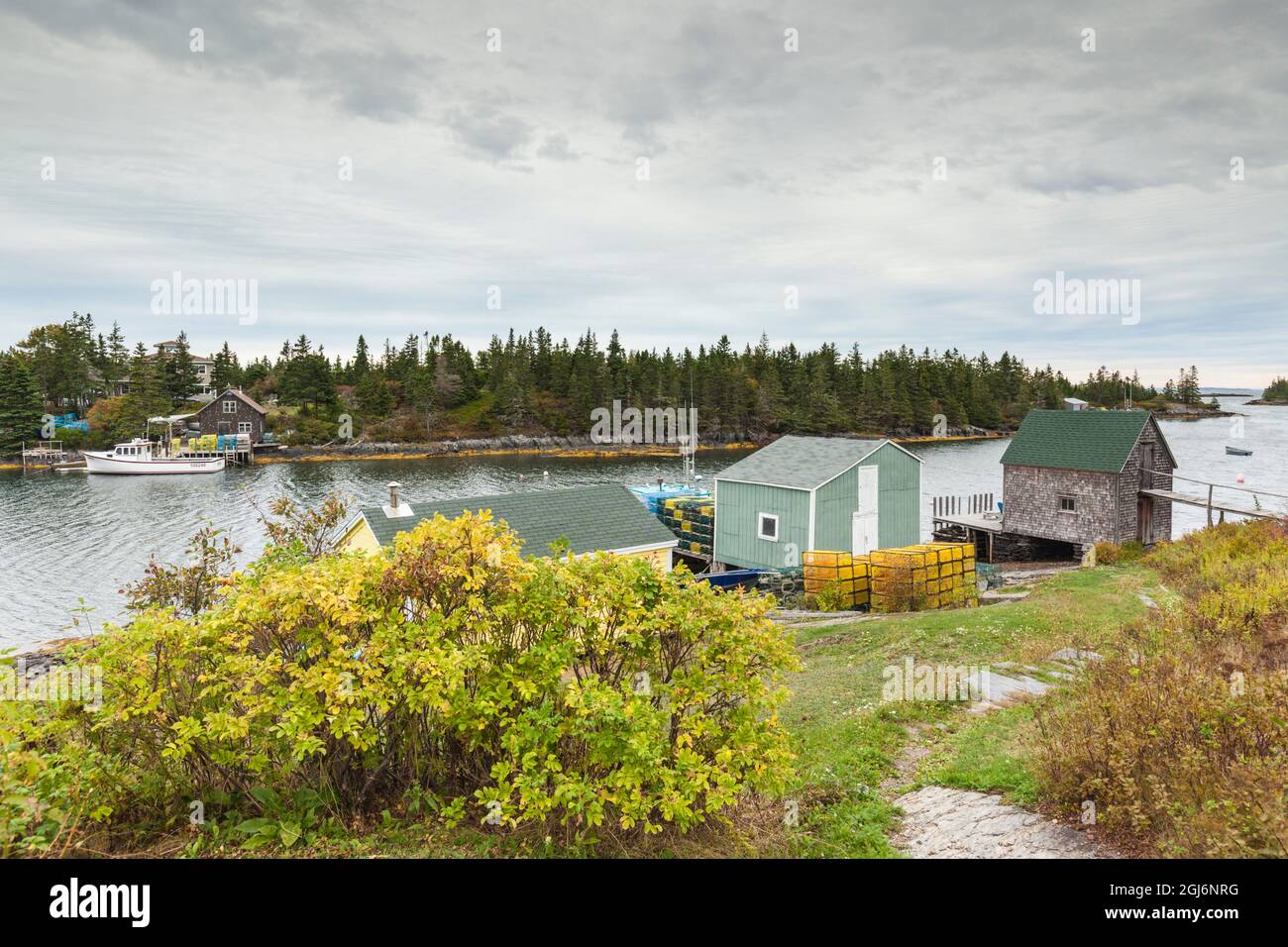 Canada, Nova Scotia, Heckmans Island. Coastal fishing village Stock