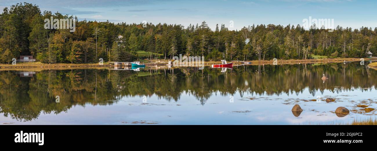 Canada, Nova Scotia, Glen Haven, small coastal harbor Stock Photo Alamy